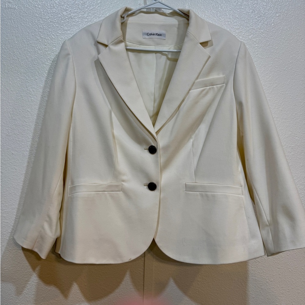 Calvin Klein Women's Off-White Blazer